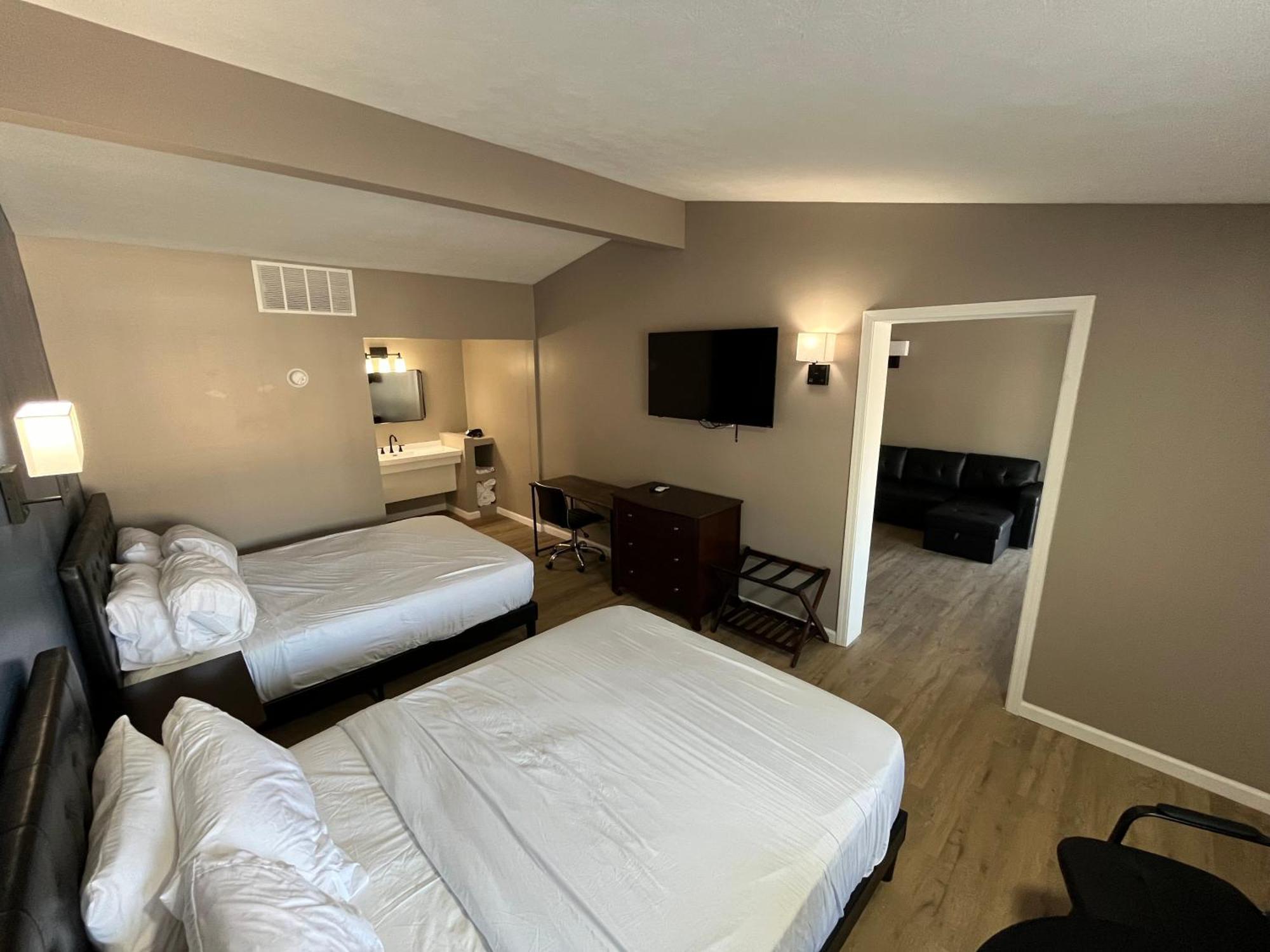 Valley Inn And Suites Френч Лик Екстериор снимка