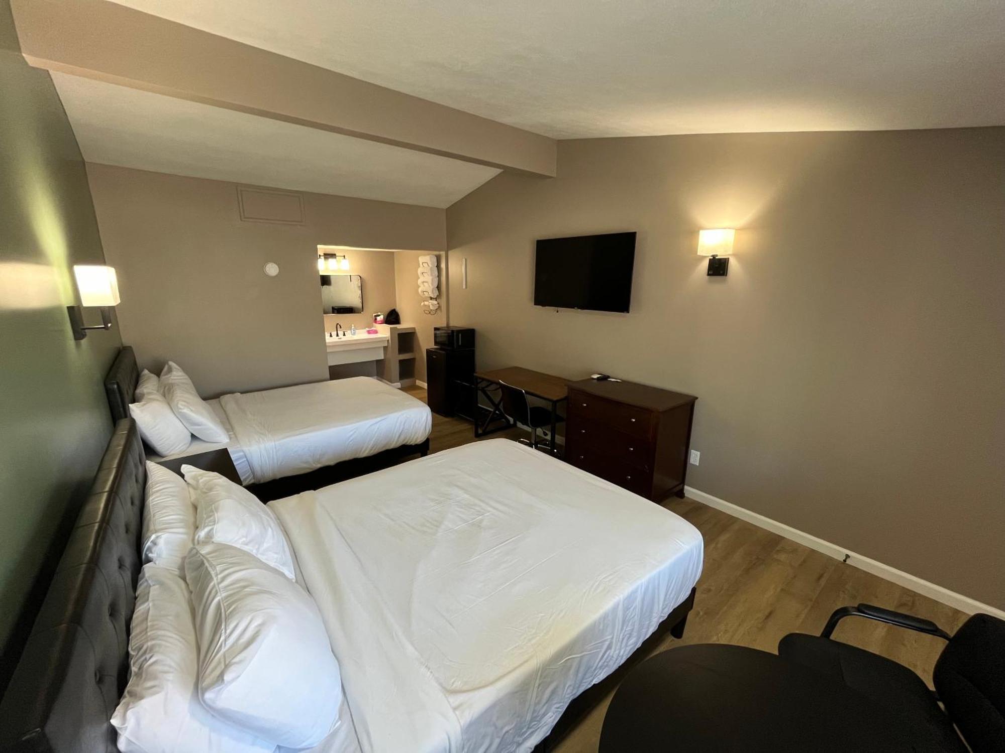 Valley Inn And Suites Френч Лик Екстериор снимка