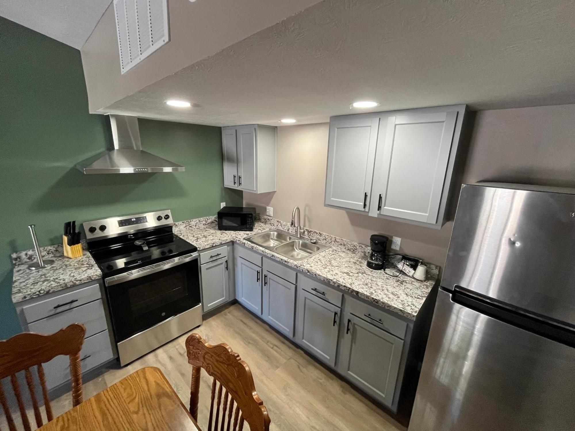 Valley Inn And Suites Френч Лик Екстериор снимка